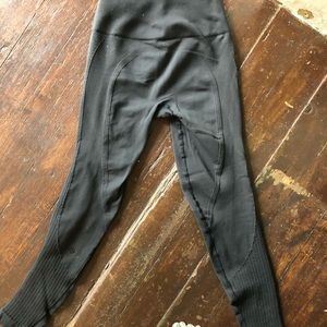 Lululemon dark grey leggings